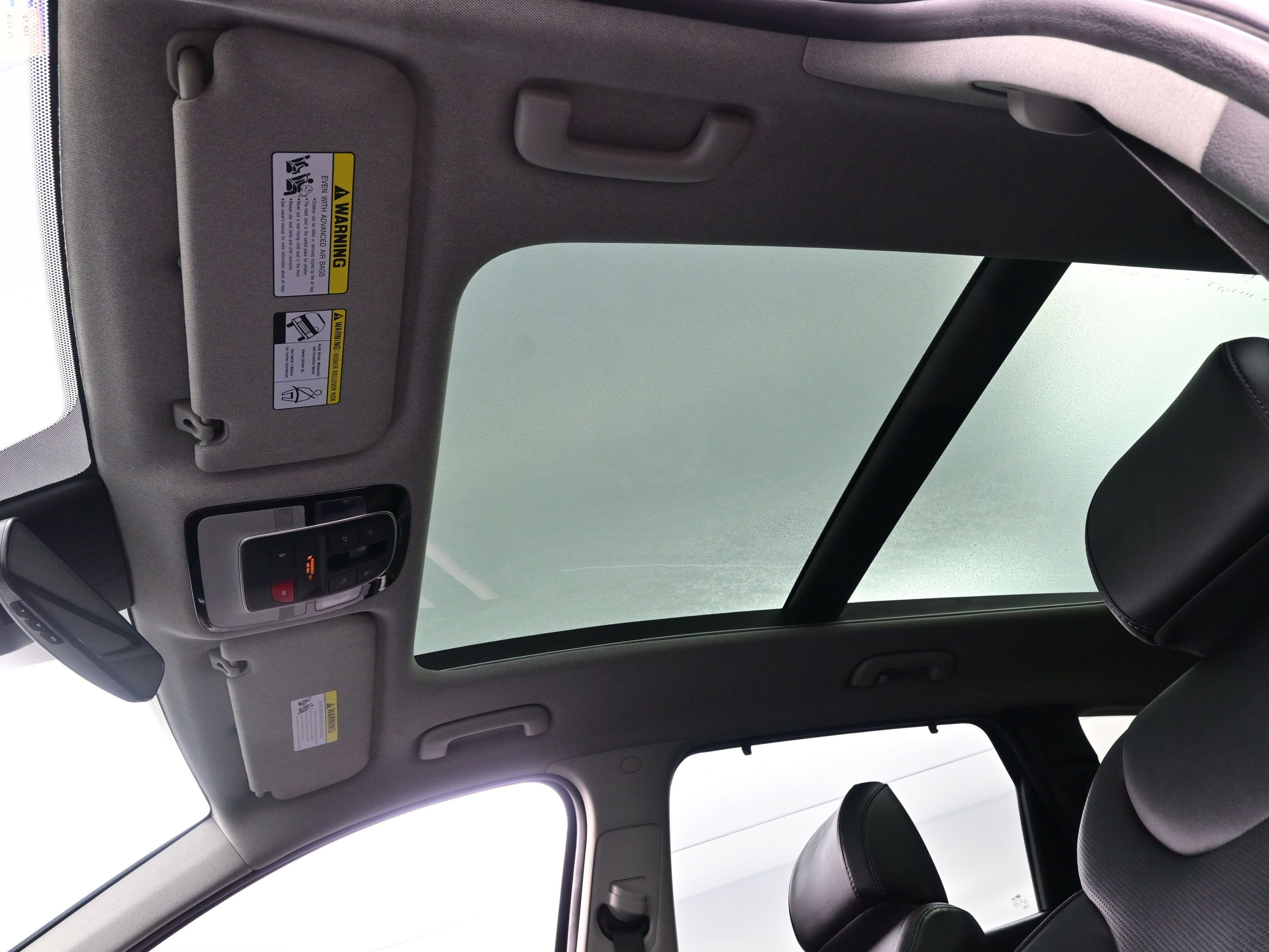 Certified 2023 Hyundai Santa Fe Limited image 19