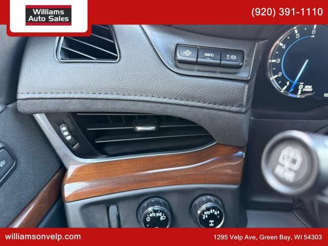 Used 2019 Cadillac Escalade Luxury AWD/4WD image 24