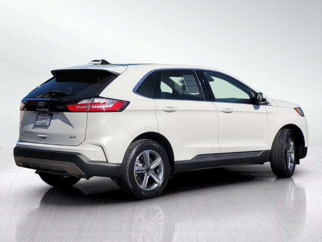 Certified 2024 Ford Edge SEL w/ Convenience Package AWD/4WD image 4