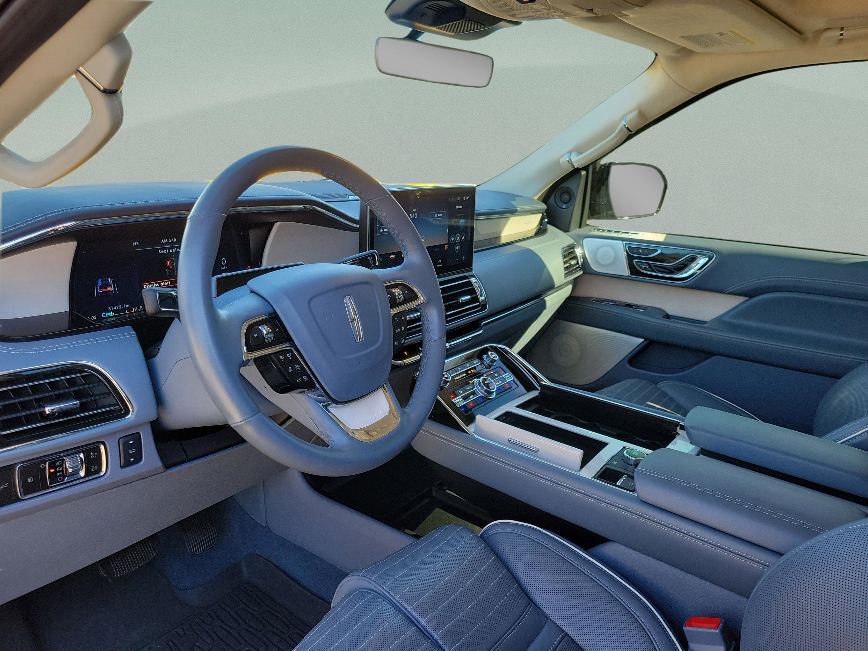 Used 2024 Lincoln Navigator L Black Label image 5