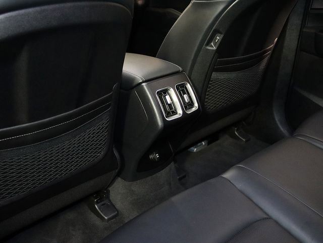 Used 2024 Kia Sorento S w/ Panoramic Sunroof Package image 16