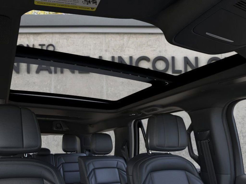 New 2026 Lincoln Navigator Reserve w/ Jet Appearance Package image 22