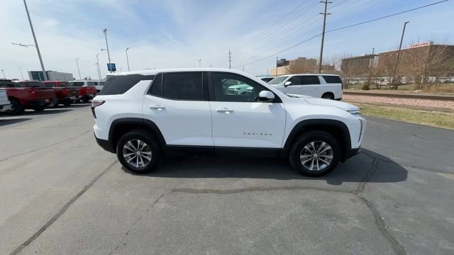 Used 2025 Chevrolet Equinox LT image 9