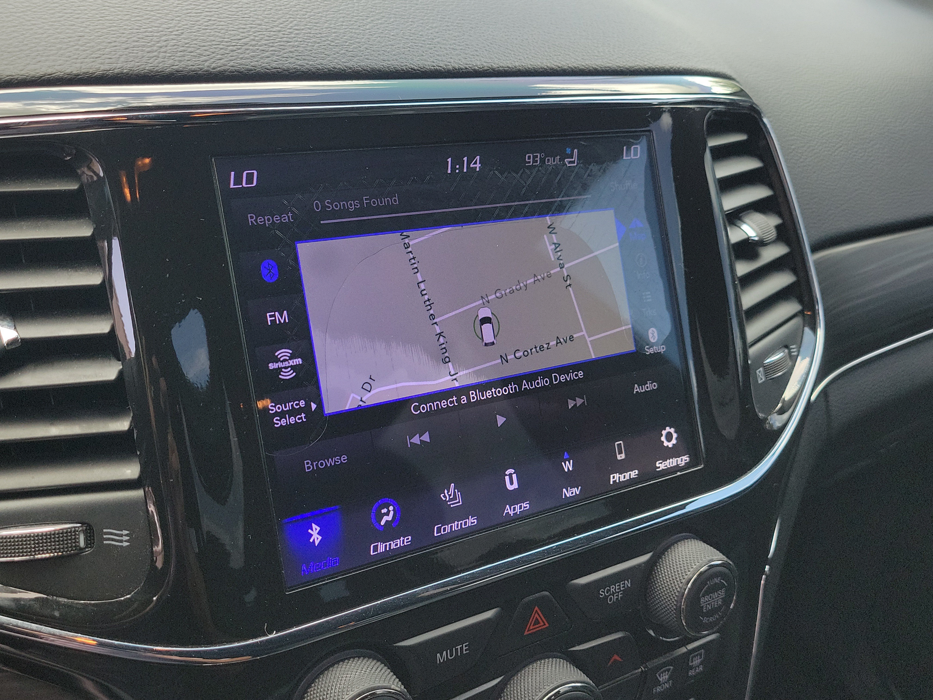 Used 2021 Jeep Grand Cherokee Limited w/ Luxury Group II RWD image 28