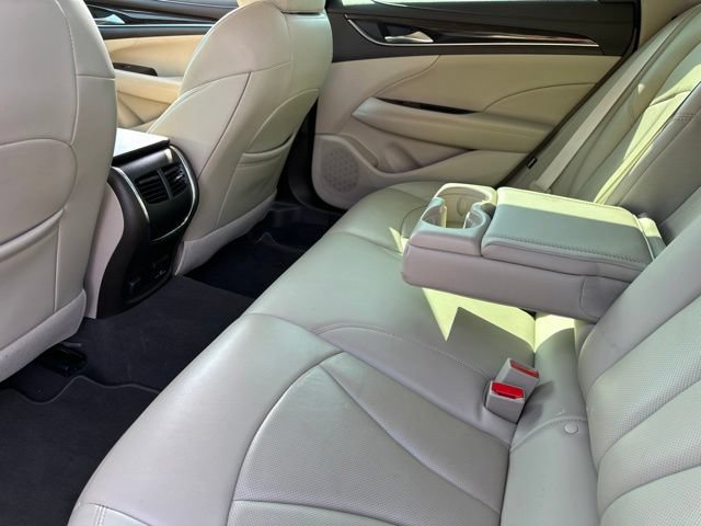 Used 2018 Buick LaCrosse Premium w/ Driver Confidence Package #2 FWD image 13
