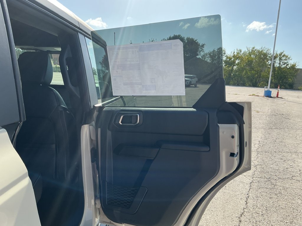 New 2026 Ford Bronco Outer Banks w/ Sasquatch Package AWD/4WD image 14