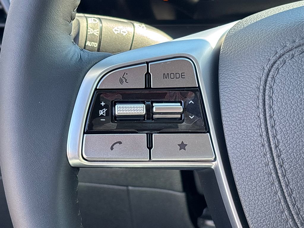 New 2025 Kia Telluride S image 28