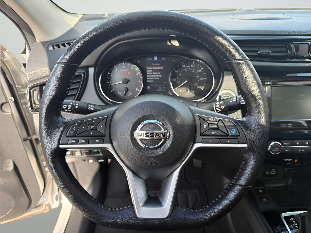 Used 2022 Nissan Rogue Sport SL w/ Premium Package AWD/4WD image 28