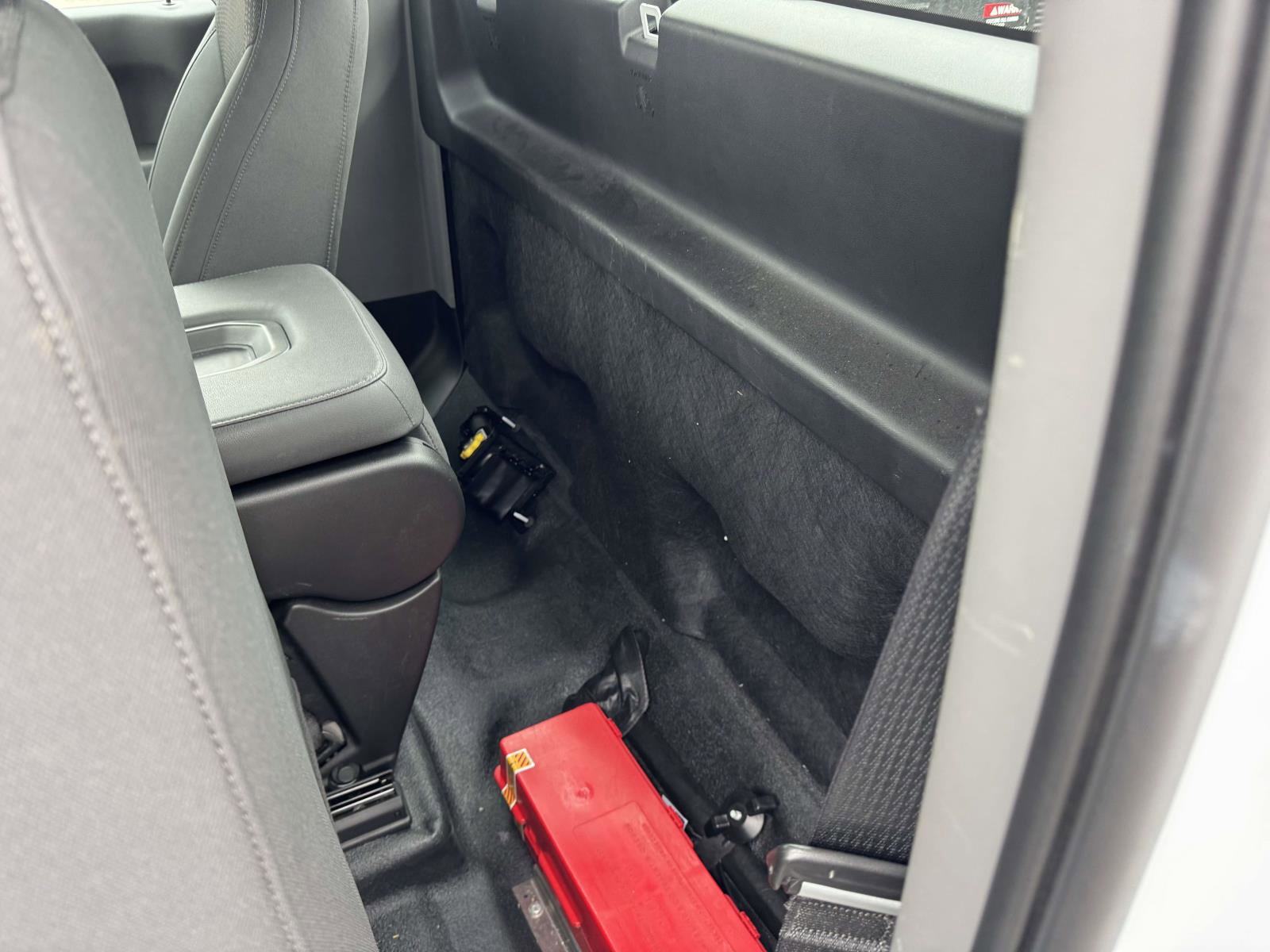 Used 2025 Chevrolet Silverado 1500 W/T image 17