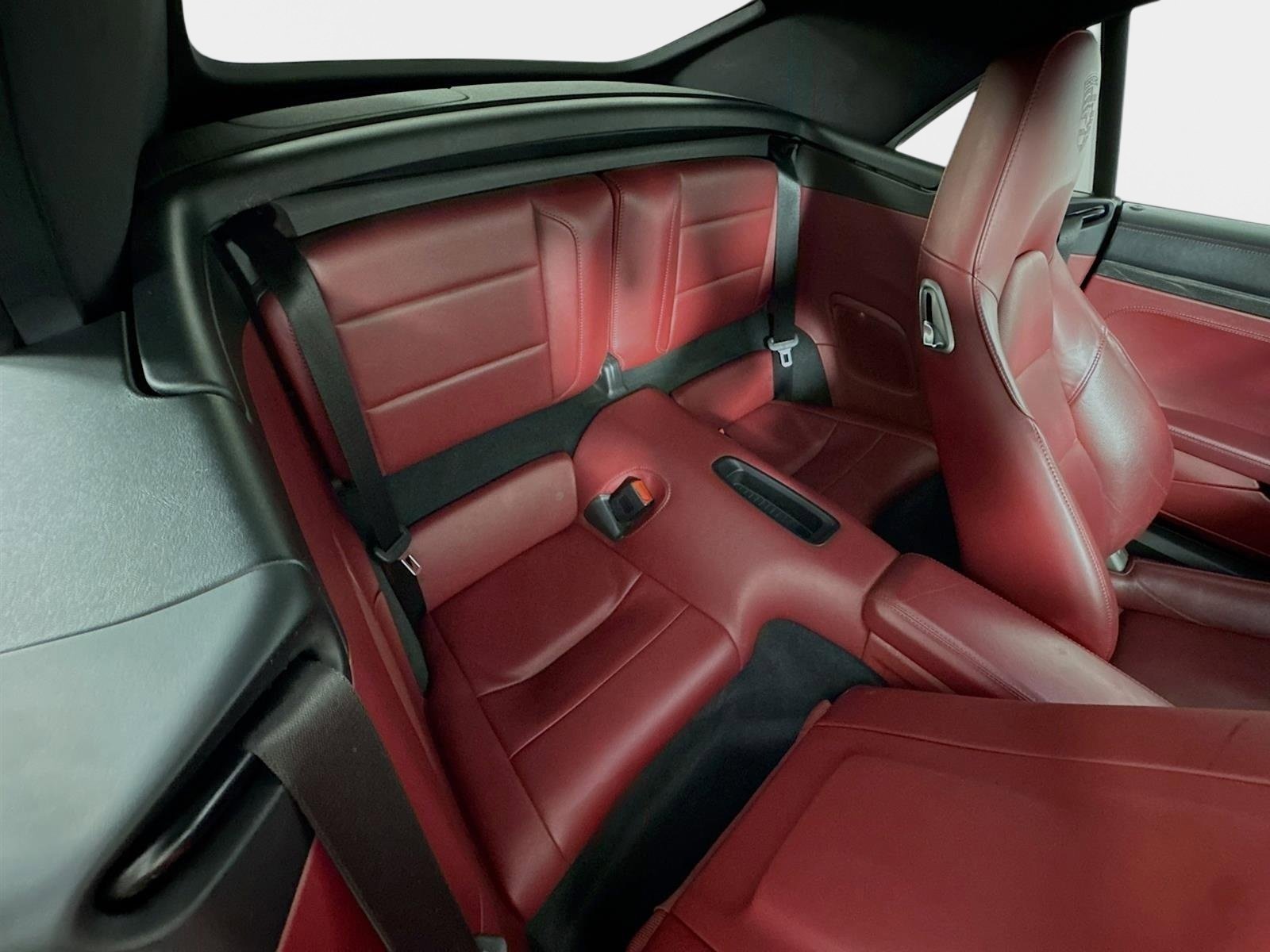 Used 2019 Porsche 911 Turbo image 24