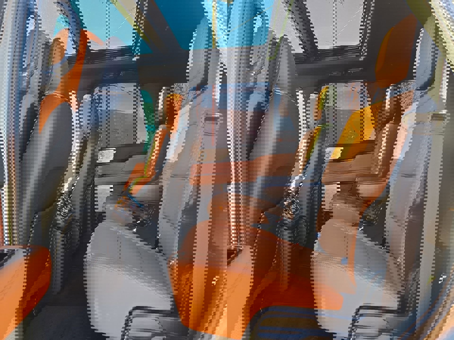 Used 2020 Lincoln Navigator Reserve w/ Luxury Package image 13