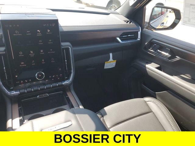 New 2026 GMC Yukon Denali w/ Sun & Power Step Package AWD/4WD image 17