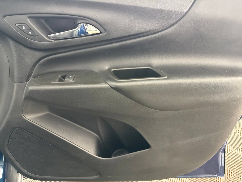 Used 2020 Chevrolet Equinox LT FWD image 21