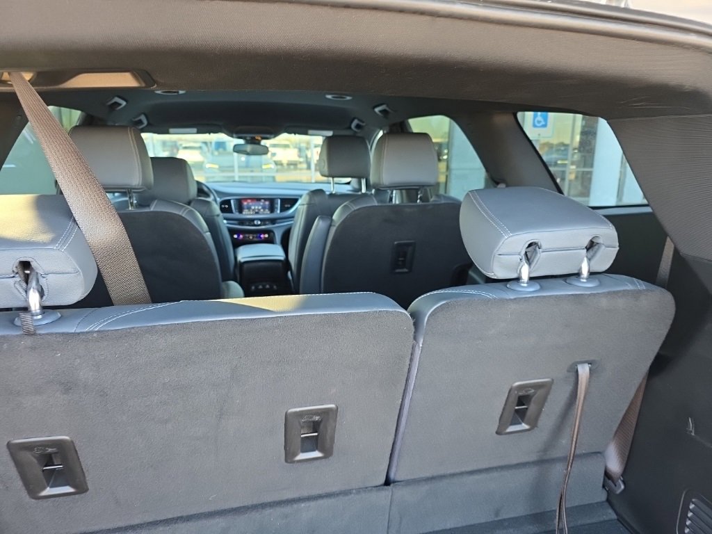 Used 2023 Buick Enclave Essence w/ Sport Touring Edition image 20