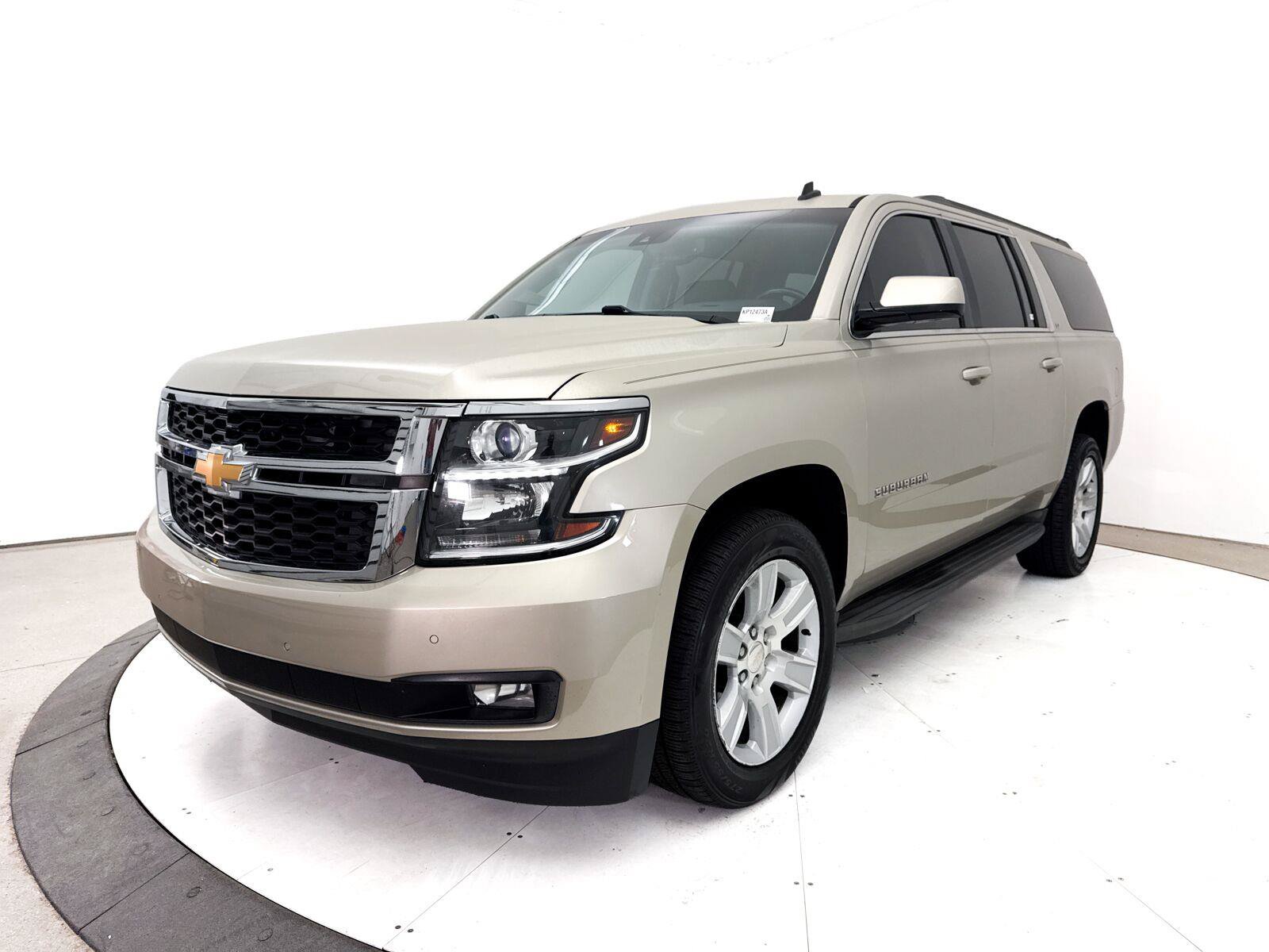 Used 2015 Chevrolet Suburban LT w/ Luxury Package RWD image 3
