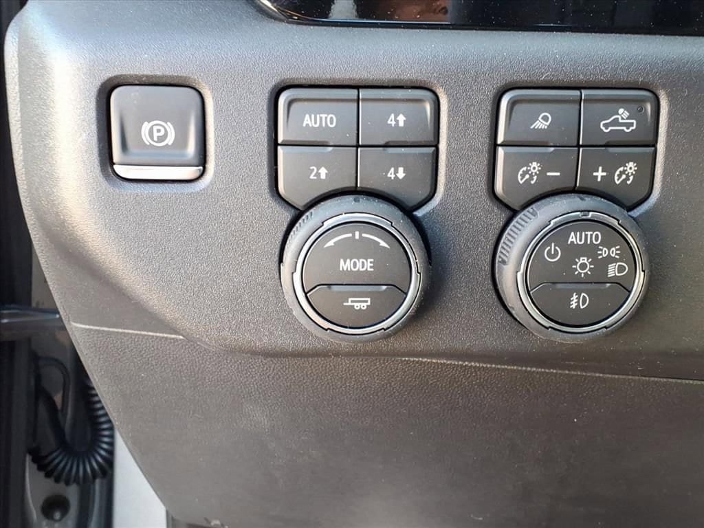 New 2026 Chevrolet Silverado 1500 RST w/ RST All Star Premium Package AWD/4WD image 15