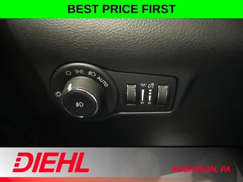New 2026 Jeep Compass Trailhawk w/ Sun, Sound & Navigation Group AWD/4WD image 23