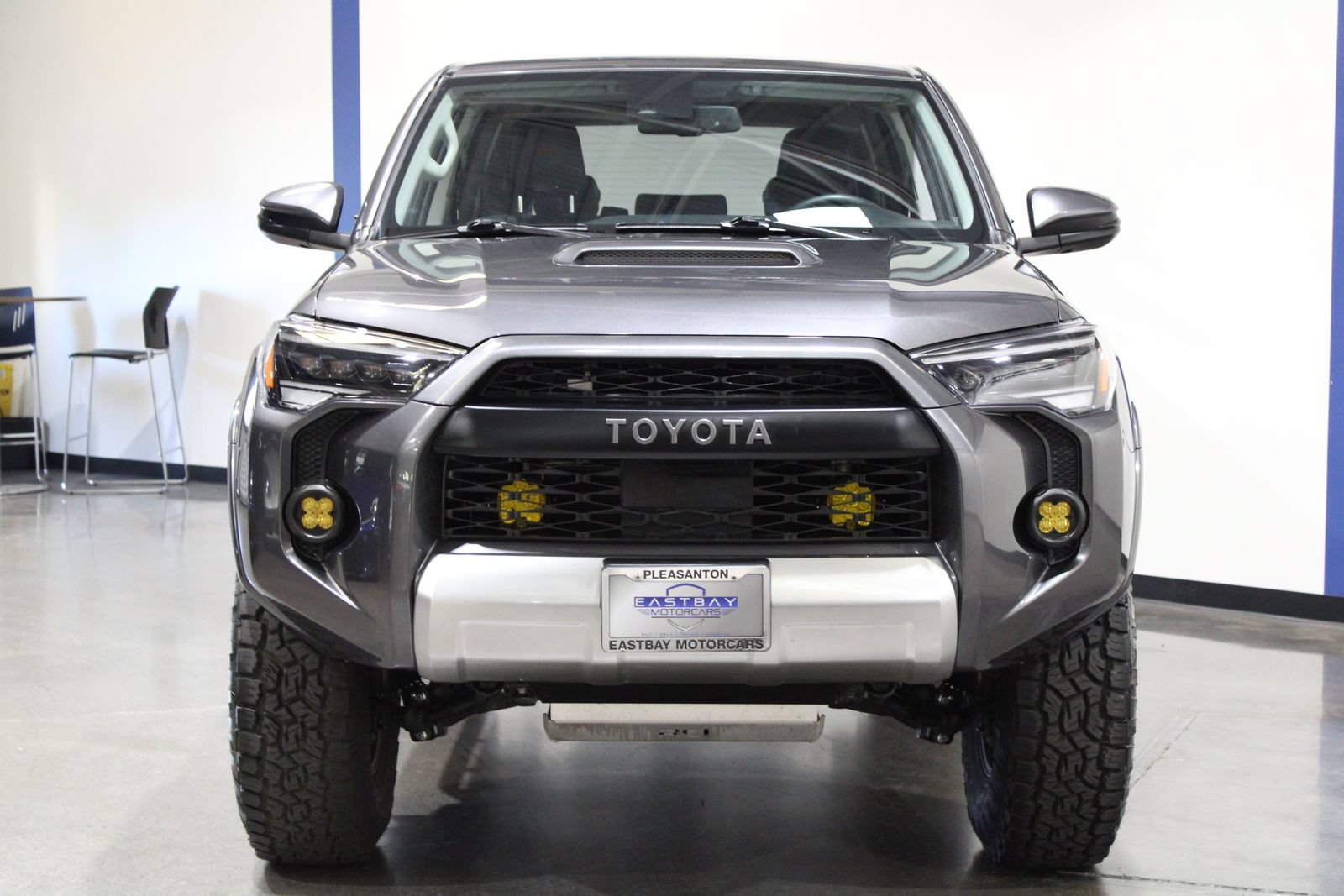 Used 2020 Toyota 4Runner TRD Off-Road Premium w/ Moonroof Package AWD/4WD image 8