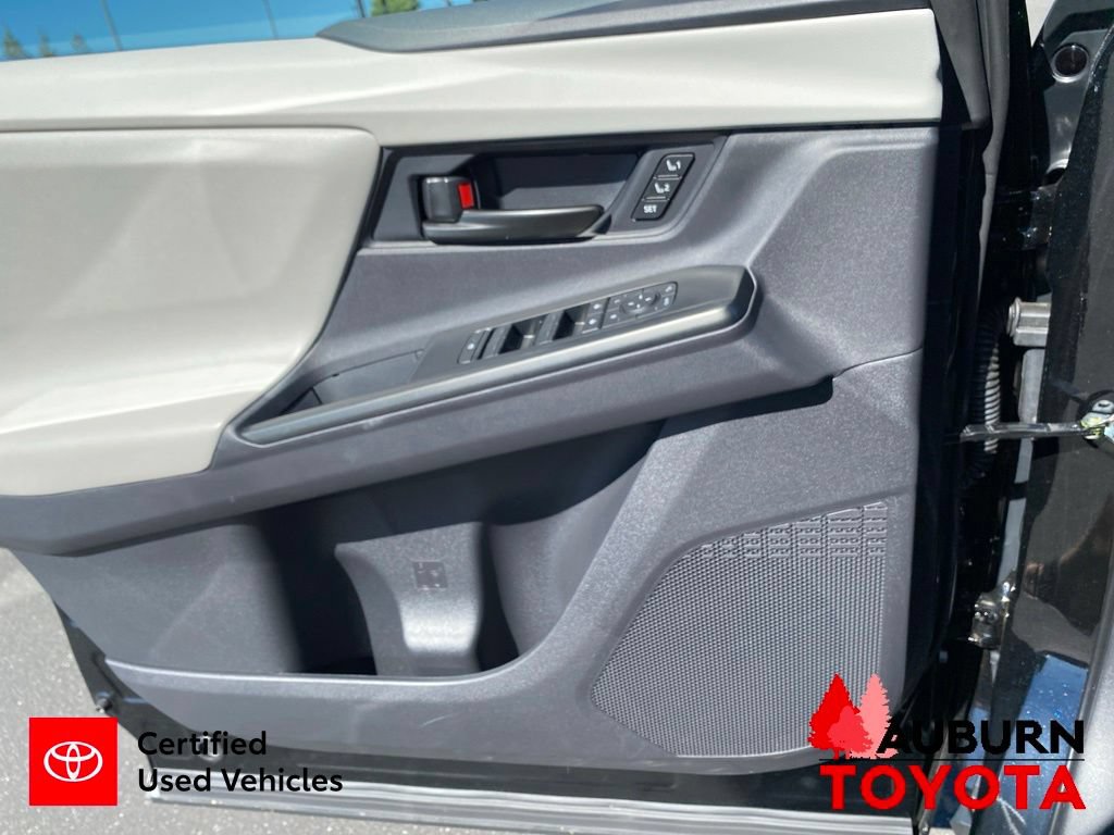 Used 2026 Toyota bZ AWD/4WD image 37