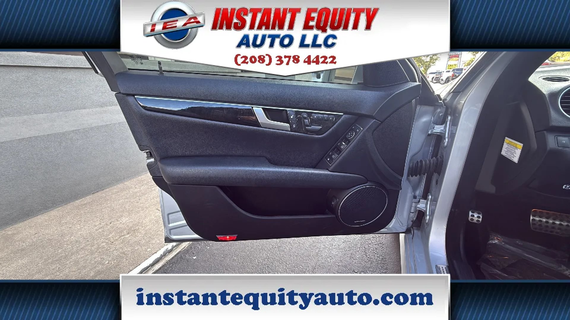 Used 2013 Mercedes-Benz C 350 Sport image 26
