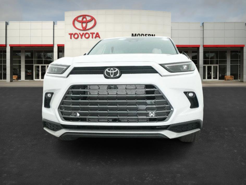 New 2026 Toyota Grand Highlander AWD Hybrid image 3