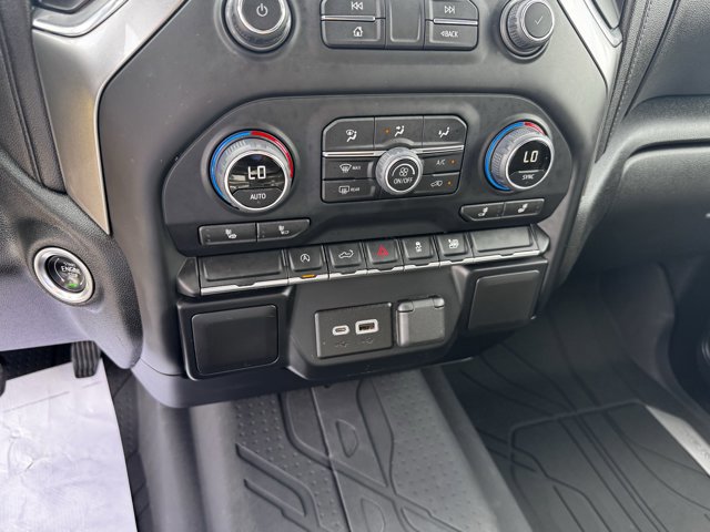 Used 2022 Chevrolet Silverado 1500 LT image 18