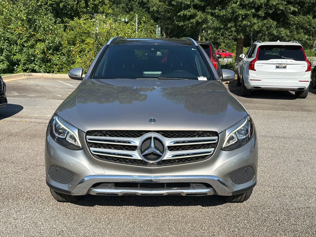 Used 2019 Mercedes-Benz GLC 300 4MATIC w/ Multimedia Package image 2