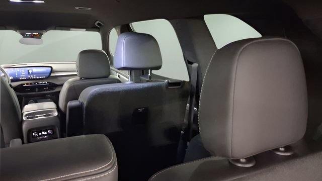 Used 2026 Buick Enclave Preferred FWD image 25