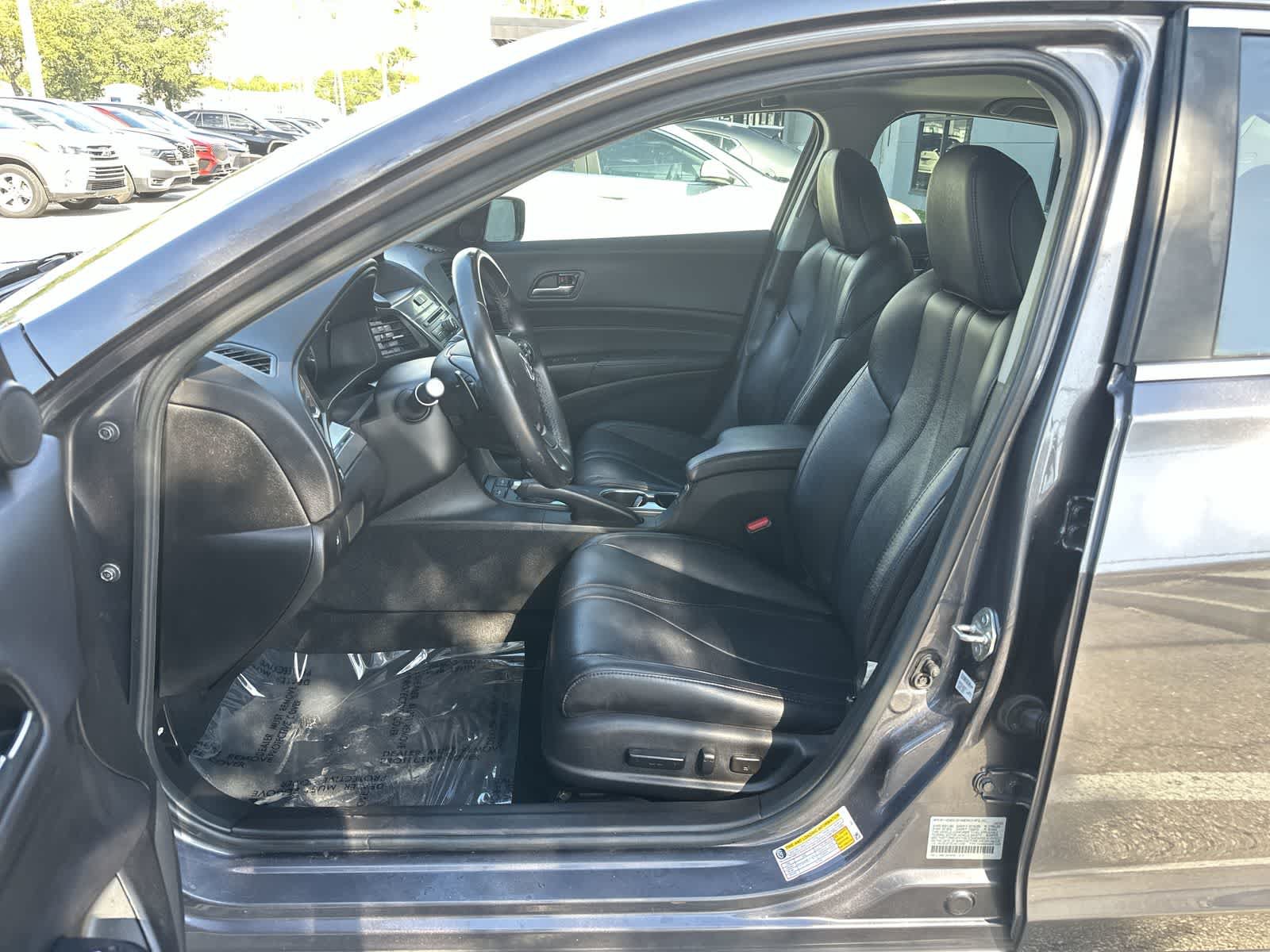 Used 2020 Acura ILX FWD image 2