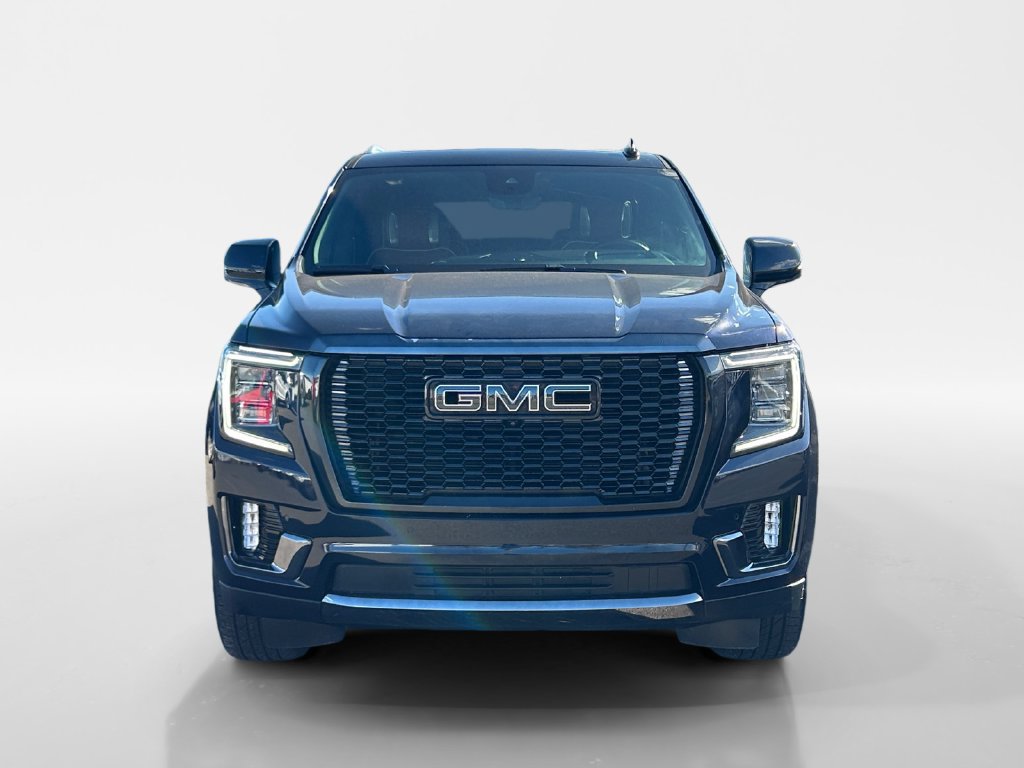 Used 2023 GMC Yukon Denali Ultimate AWD/4WD image 2