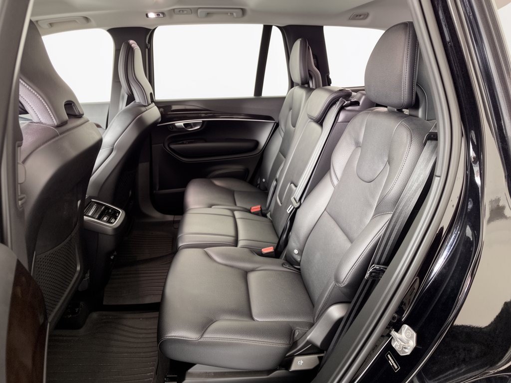 Used 2019 Volvo XC90 T6 Momentum w/ Protection Package Premier AWD/4WD image 25