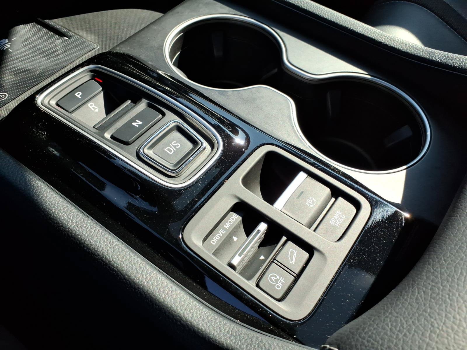 Certified 2025 Honda Pilot Touring image 22