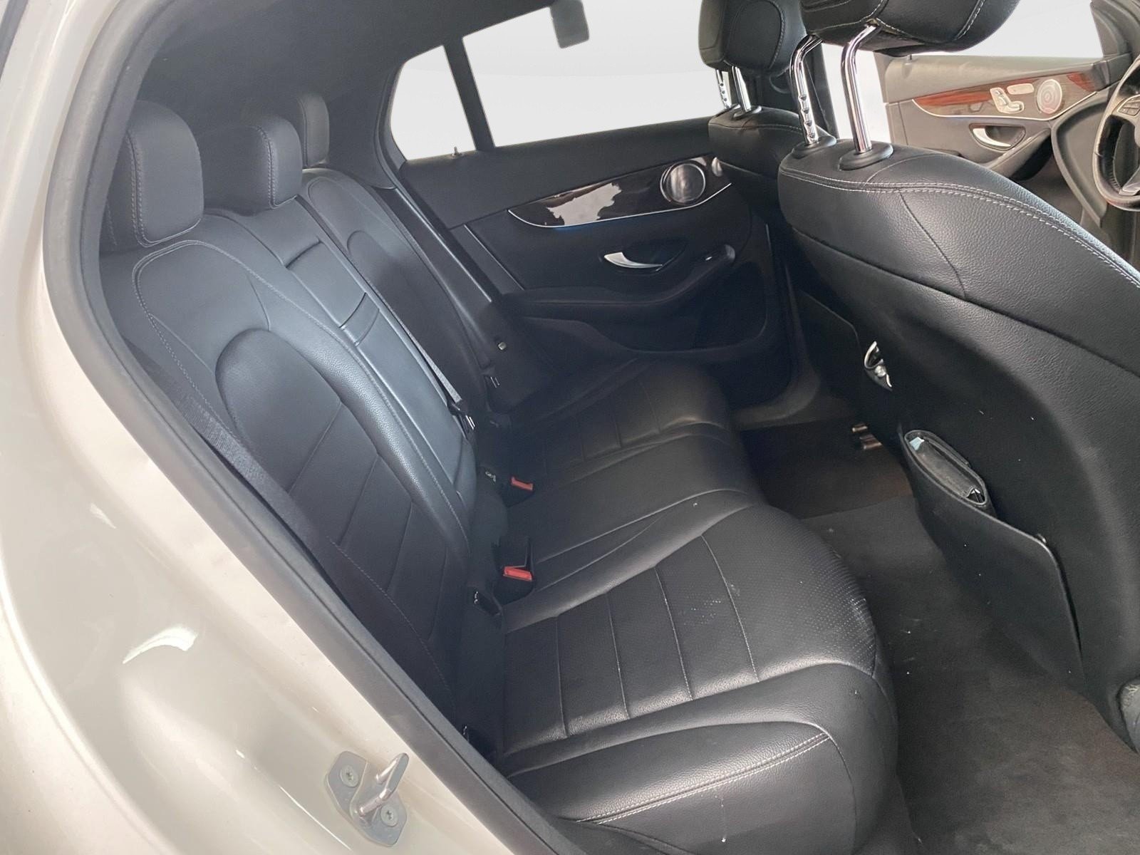 Used 2018 Mercedes-Benz GLC 300 4MATIC Coupe image 13