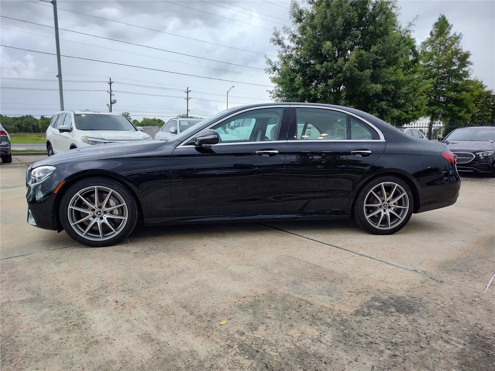 Certified 2022 Mercedes-Benz E 350 Sedan image 3