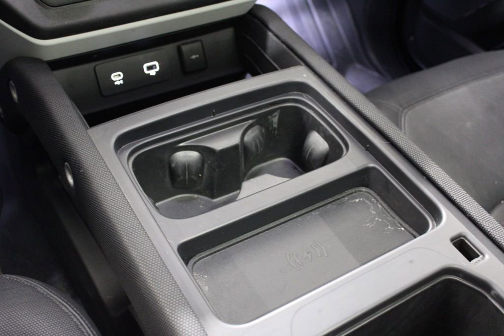 Used 2022 Land Rover Defender 110 X-Dynamic HSE image 26