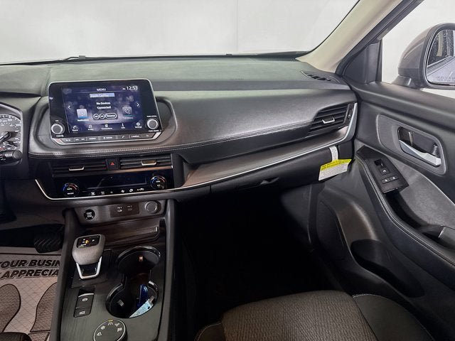 Certified 2026 Nissan Rogue SV image 18