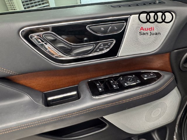 Used 2024 Lincoln Navigator L Black Label AWD/4WD image 32