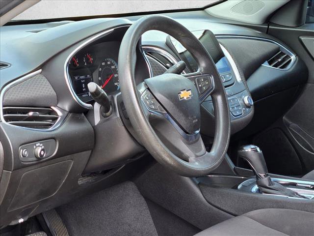 Used 2019 Chevrolet Malibu LT FWD image 8