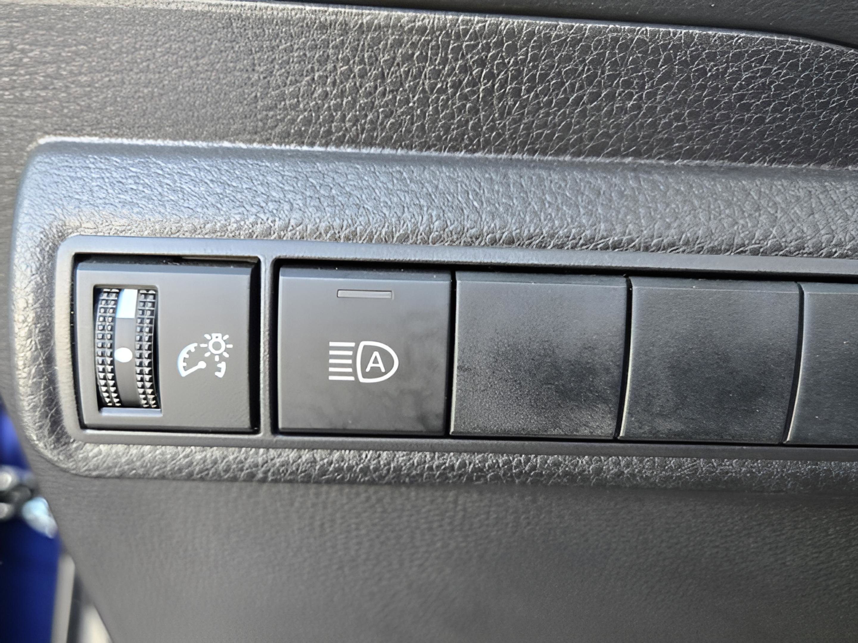 Used 2025 Toyota Corolla XSE image 29