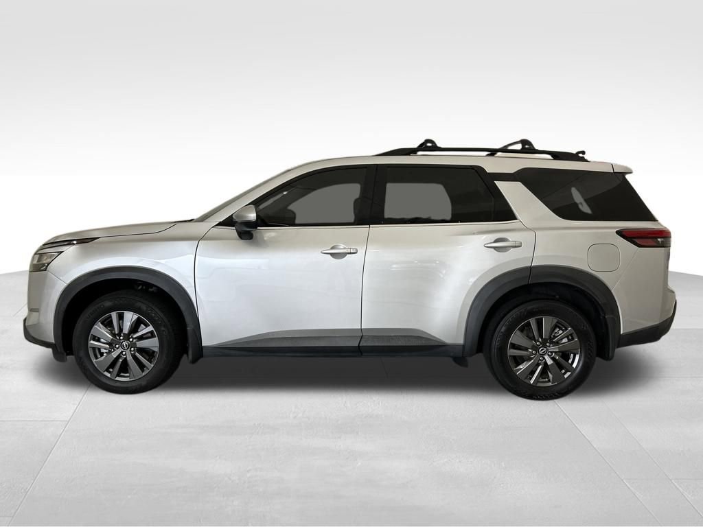 Used 2022 Nissan Pathfinder SV w/ SV Black Package video 2
