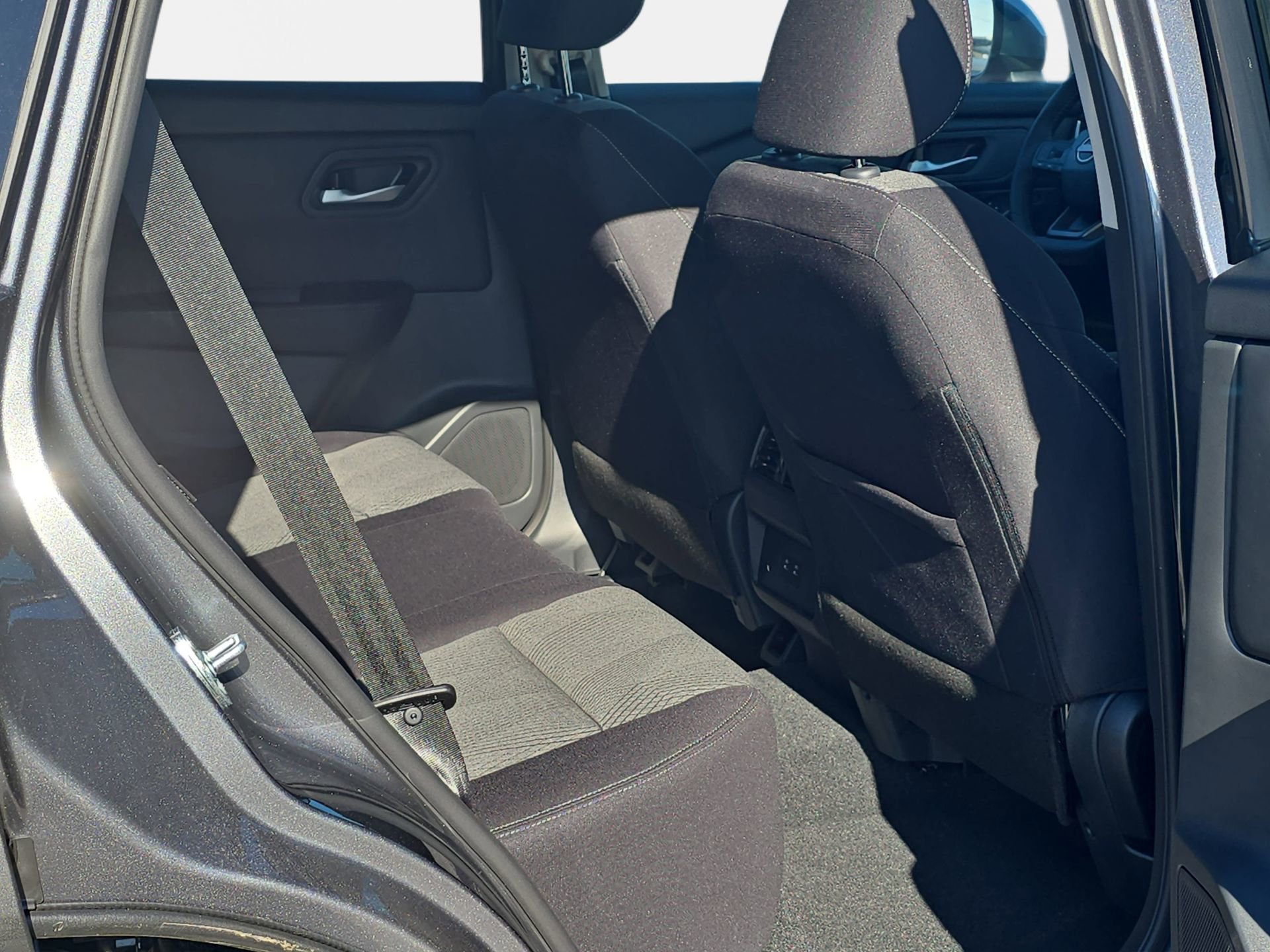 New 2026 Nissan Rogue SV w/ Cold Weather Package FWD image 11