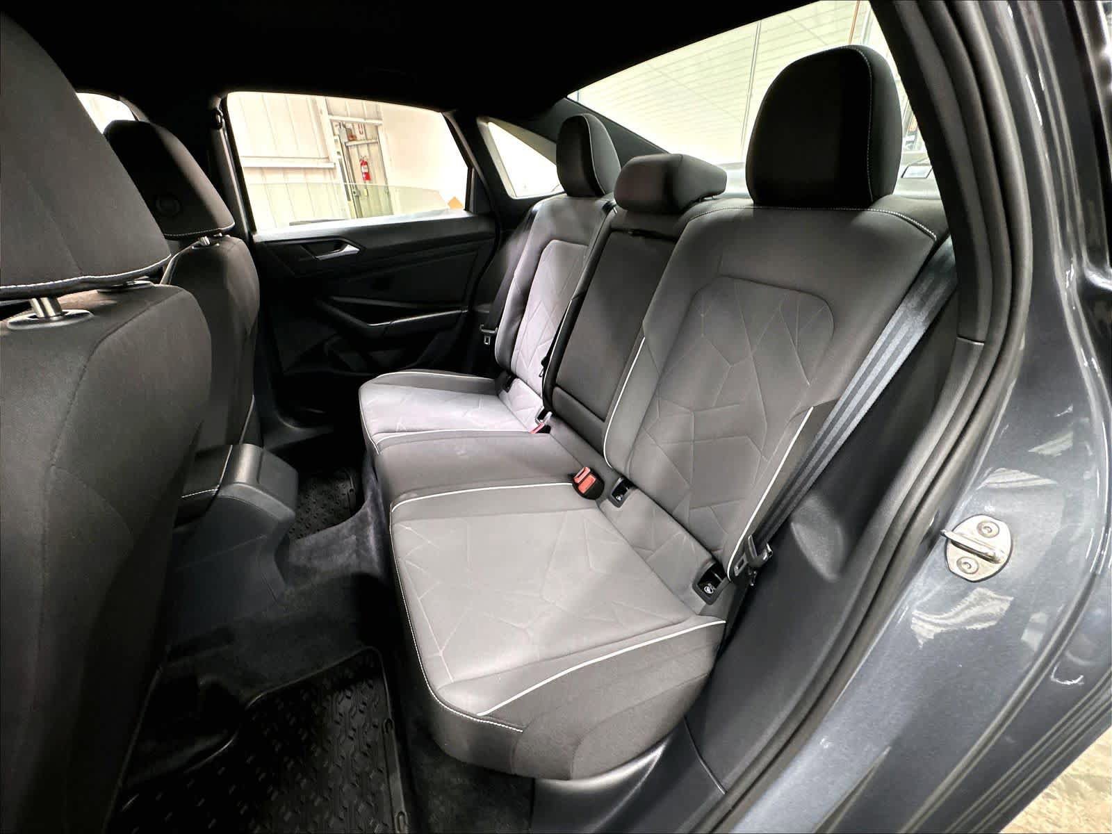 Used 2025 Volkswagen Jetta Sport FWD image 24