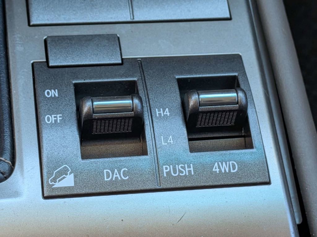 Used 2014 Lexus GX 460 w/ Premium Package image 26