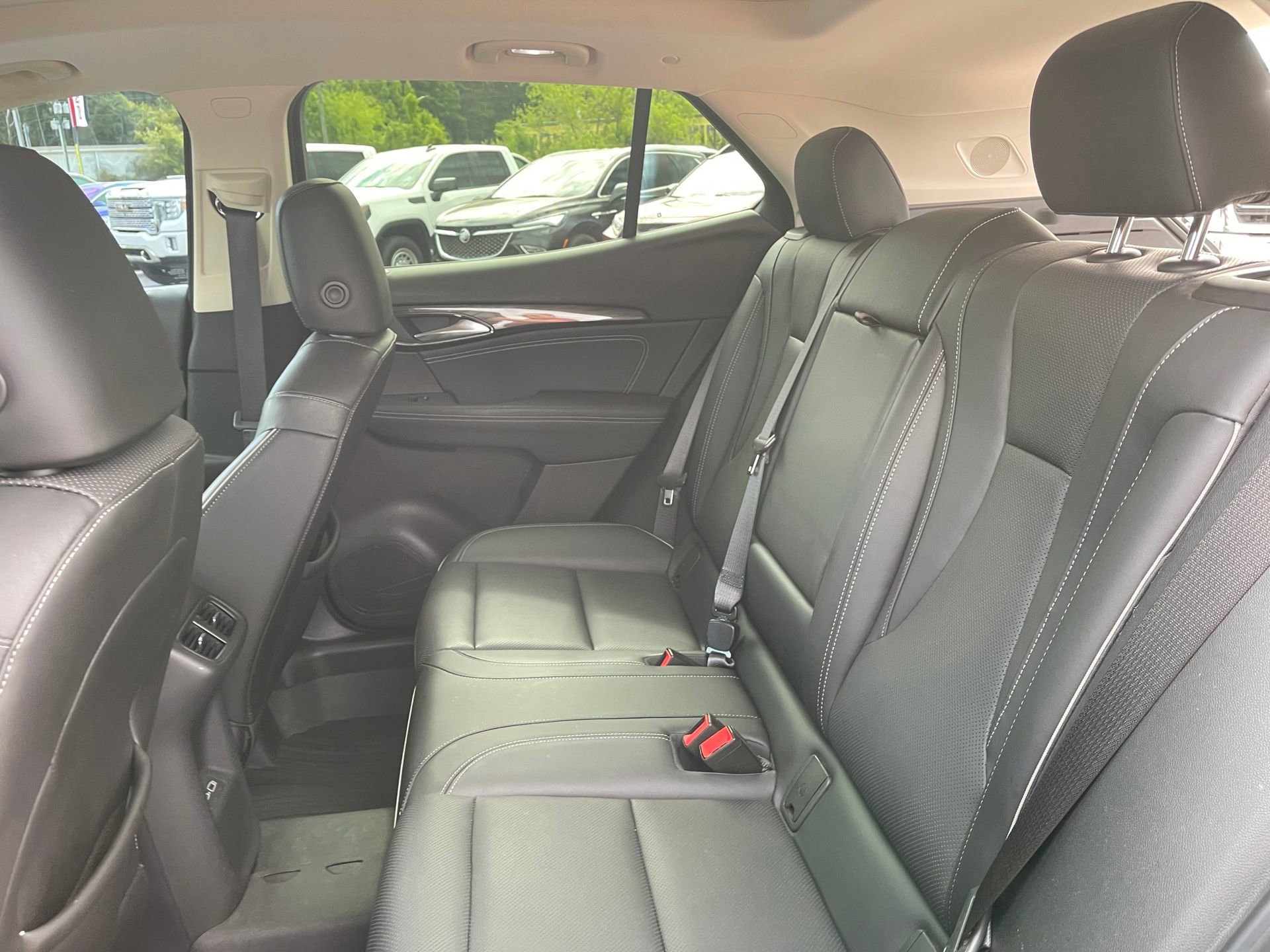 Used 2021 Buick Envision Essence w/ Technology Package I AWD/4WD image 22