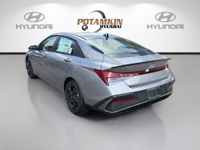 Certified 2026 Hyundai Elantra Sport FWD image 8