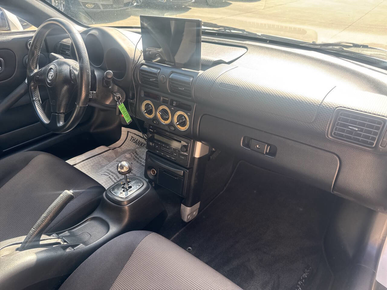 Used 2003 Toyota MR2 image 14