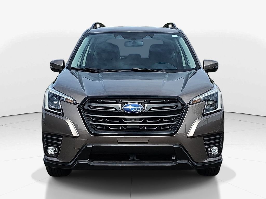 Used 2024 Subaru Forester Limited image 11