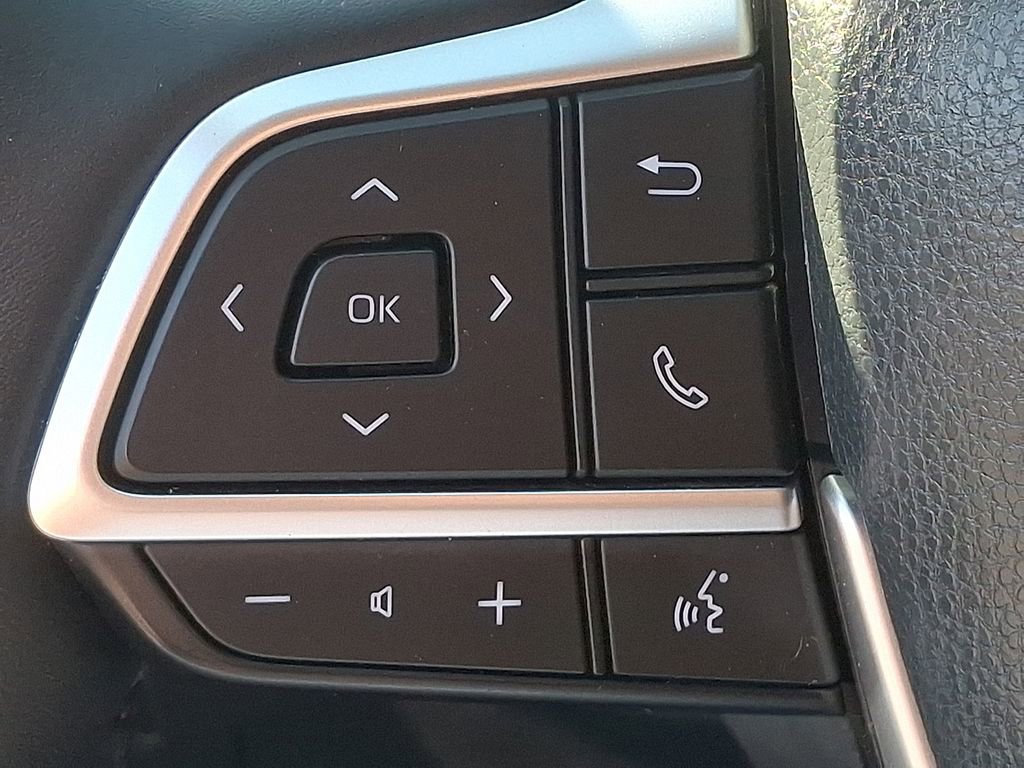 Used 2025 Toyota Grand Highlander AWD image 21