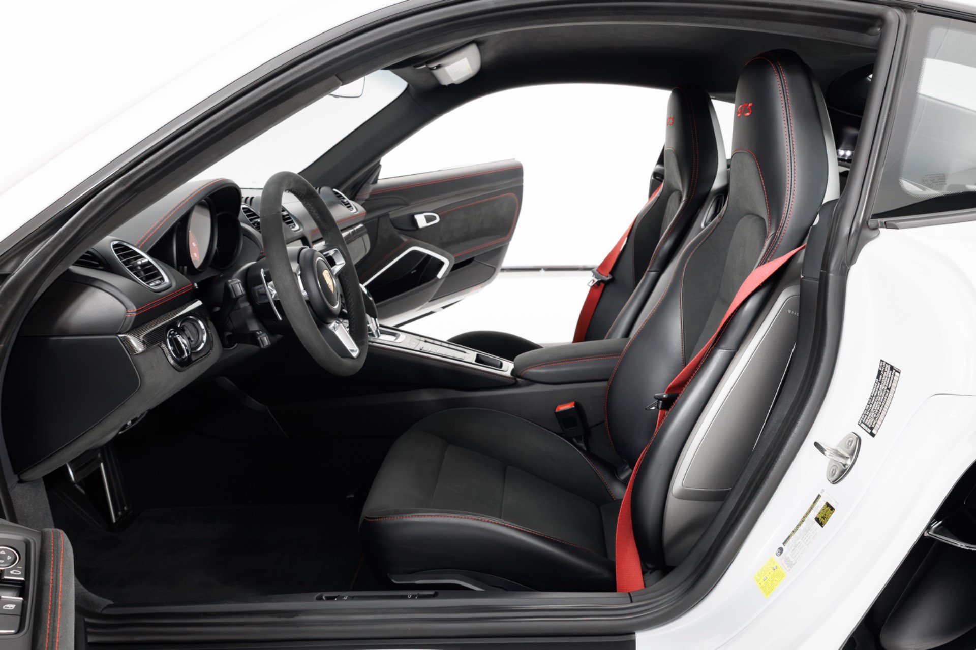 Used 2022 Porsche 718 Cayman GTS RWD image 14