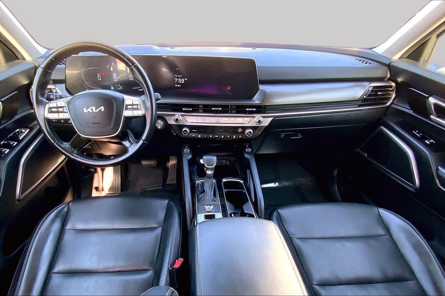 Used 2025 Kia Telluride S AWD/4WD image 14